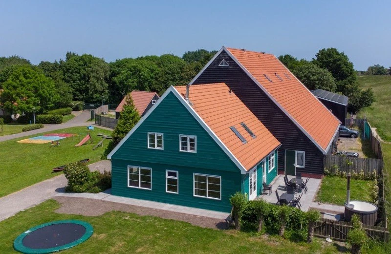 Group vacation with discount